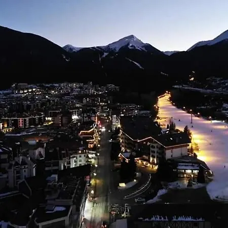 公寓 Royal Towers - 945 *